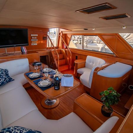 Master&Commander Hotel Valencia Eksteriør billede