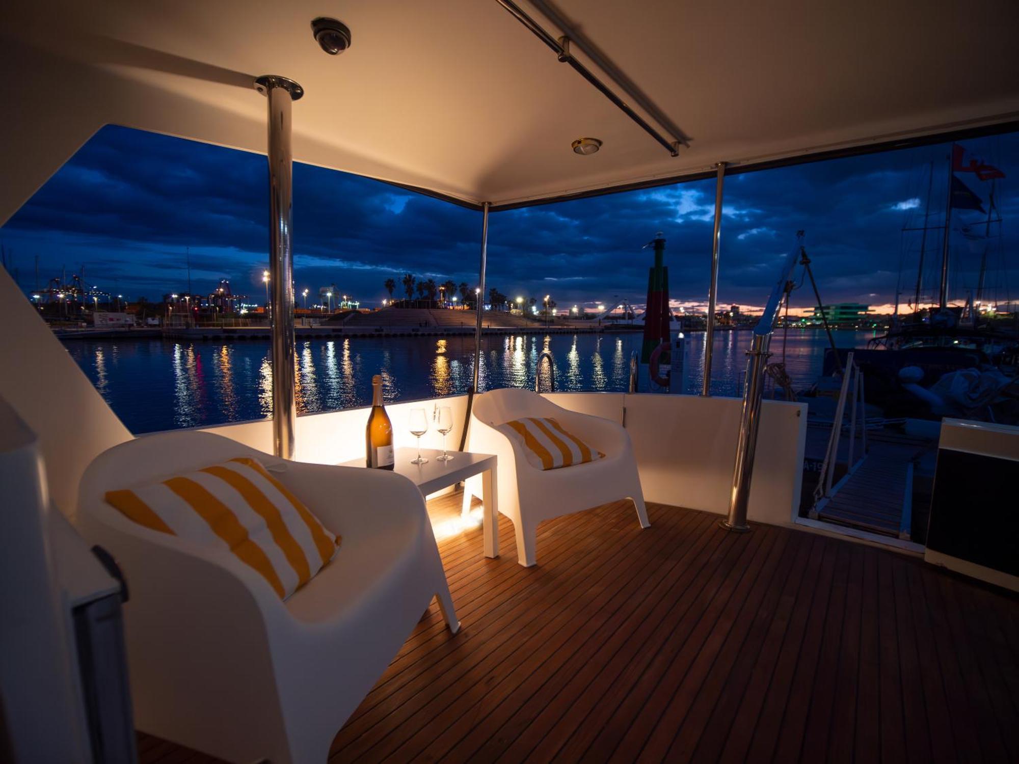 Master&Commander Hotel Valencia Eksteriør billede
